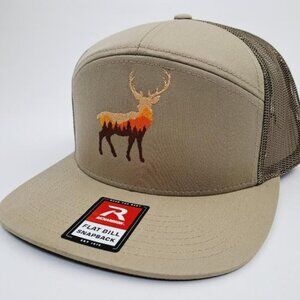 Buck Deer Hunter Swamp Donkey Richardson 168 7 Panel Flat Bill Trucker Mesh Hat